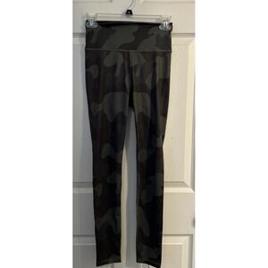 NWT Mudpie Camo Leggings Women's Size S‎ Green